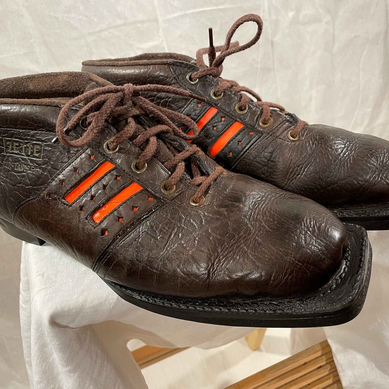 Size 45 Jette of Norway Early 70s 75mm Cross-country Ski Boots Size 45 Jette of Norway Early 70s 75mm Cross-country Ski Boots